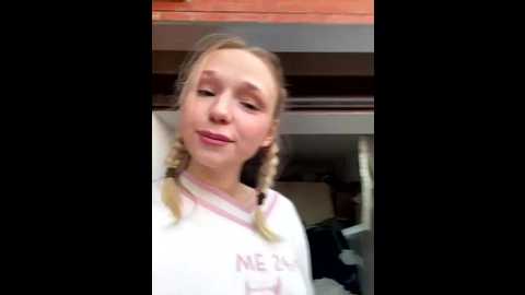 rolldolls @ stripchat on 20251117