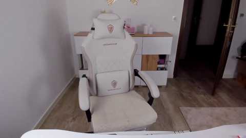 sally_secret @ stripchat on 20251117