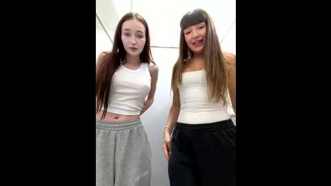 sophie_avory @ stripchat on 20251117