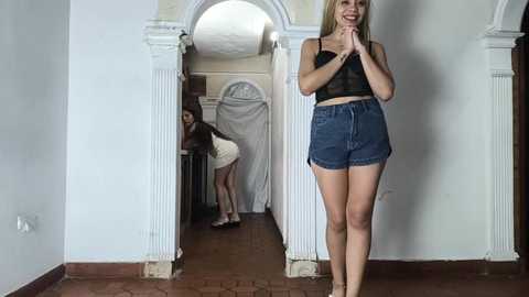 algmoon @ stripchat on 20251118