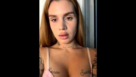 emiliacatalina @ stripchat on 20251118