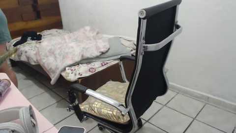 isanhaiaka @ stripchat on 20251118