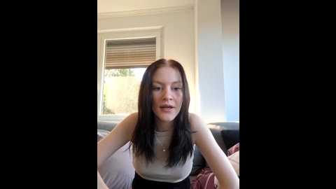 lilly_hase @ stripchat on 20251118