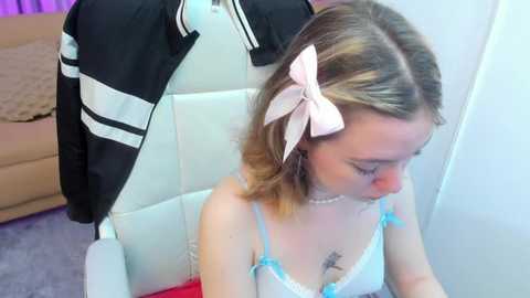 lucia_copper @ stripchat on 20251118