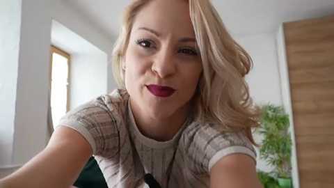 missdaisydiamond777 @ stripchat on 20251118