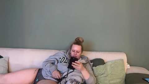 queenieml @ stripchat on 20251118