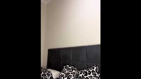 yaprakmericc @ stripchat on 20251118