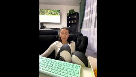 emilia_mausi @ stripchat on 20251120