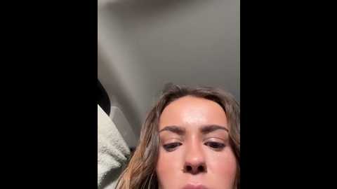 hotbella_ @ stripchat on 20251120