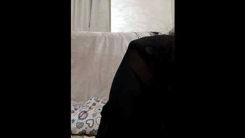 houda_ha @ stripchat on 20251120