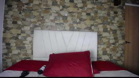 mariana_6 @ stripchat on 20251120