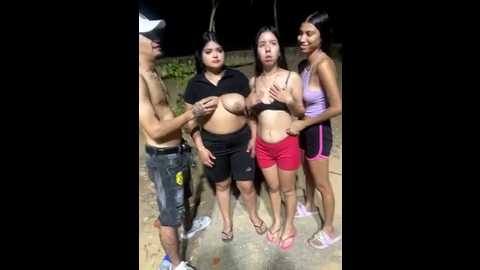 royalgirls_x @ stripchat on 20251120