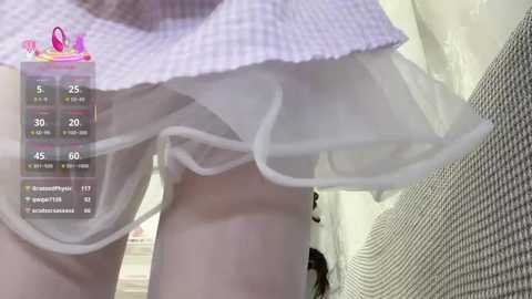 yiyi_707 @ stripchat on 20251120