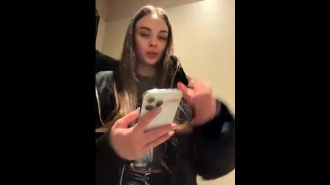 kristirich @ stripchat on 20251121