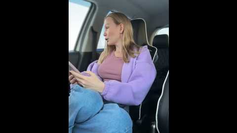 lavenderhot @ stripchat on 20251121