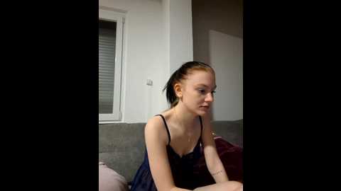 lilly_hase @ stripchat on 20251121