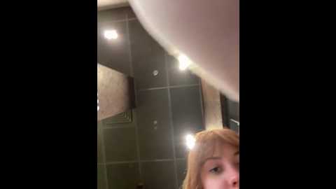 only_april @ stripchat on 20251121