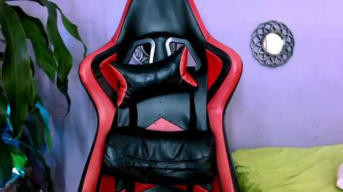 triana_crimson @ stripchat on 20251121