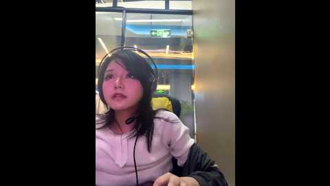 99ee_yy @ stripchat on 20251122