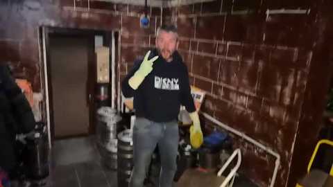 dirtypub @ stripchat on 20251122