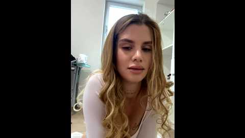 emiliacatalina @ stripchat on 20251122