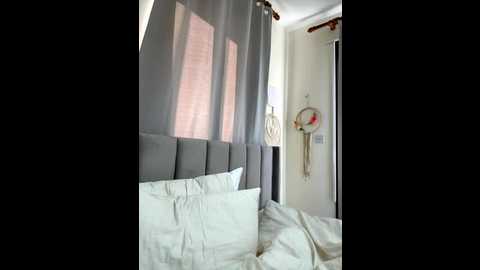 emma05 @ stripchat on 20251122