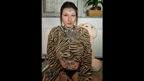 lizzardqueeen @ stripchat on 20251122