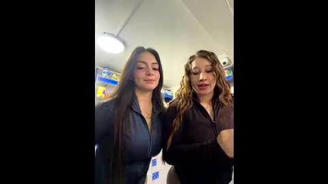 roouse @ stripchat on 20251122