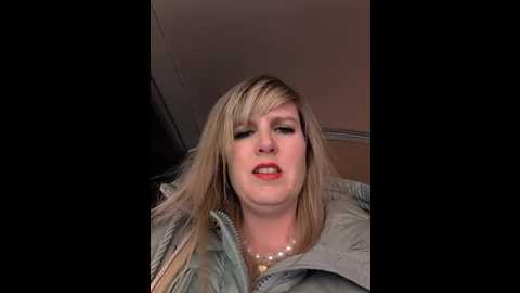 sexybiene969 @ stripchat on 20251122