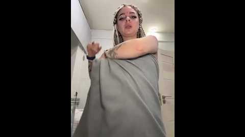 twixcouple @ stripchat on 20251122