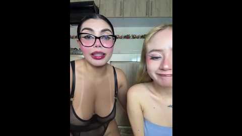 zui_lu @ stripchat on 20251122