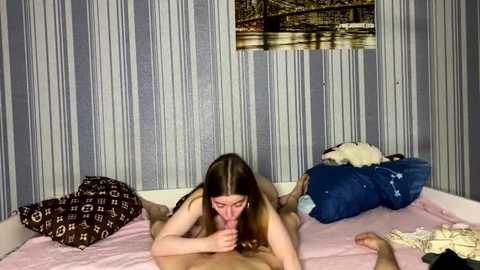 emiliacouple @ stripchat on 20251123