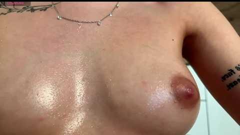 hellpeach @ stripchat on 20251123