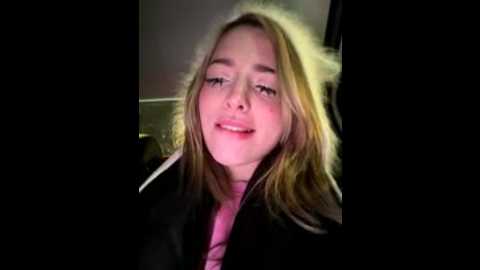 loraadoll @ stripchat on 20251123