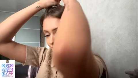 mona_star @ stripchat on 20251123