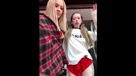 rolldolls @ stripchat on 20251123