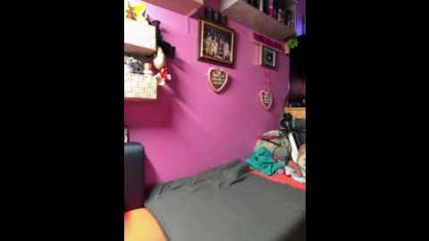 sexymelli18 @ stripchat on 20251123