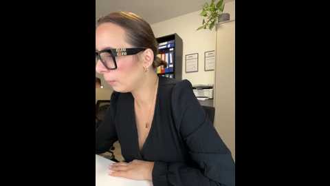 hii_lolla @ stripchat on 20251124