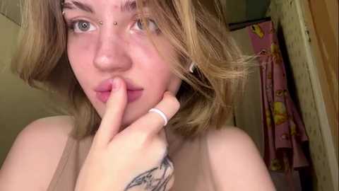 melaineaytes @ stripchat on 20251124