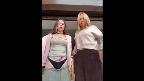 rolldolls @ stripchat on 20251124