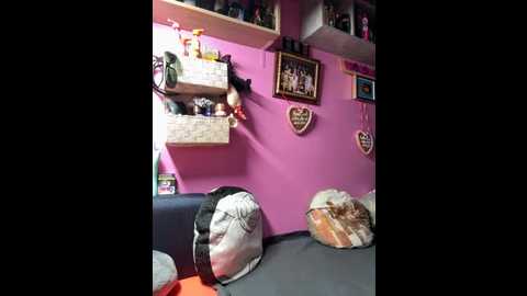 sexymelli18 @ stripchat on 20251124