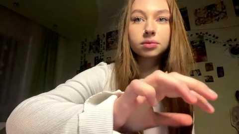 anitarenne @ stripchat on 20251125