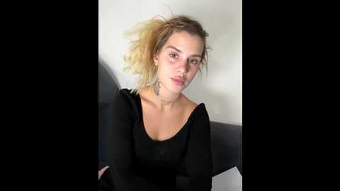 emiliacatalina @ stripchat on 20251125