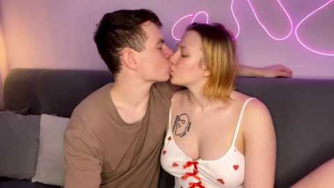 julielourens @ stripchat on 20251125