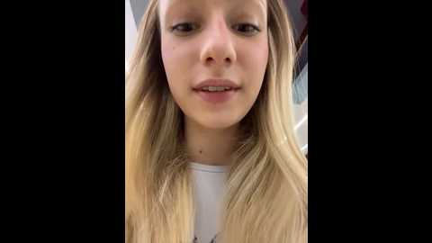 lia__love @ stripchat on 20251125