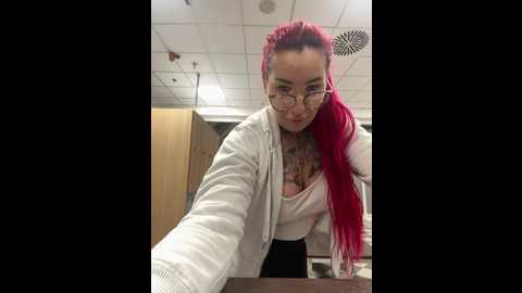 mia_fuchs @ stripchat on 20251125