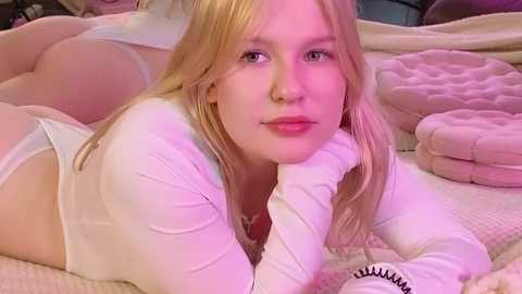 mila_wxw @ stripchat on 20251125