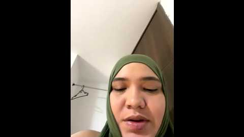 sweetmuslim01 @ stripchat on 20251125