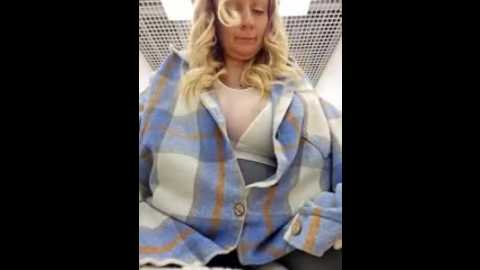 bondgirl_013 @ stripchat on 20251126