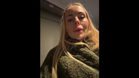 emasalis @ stripchat on 20251126